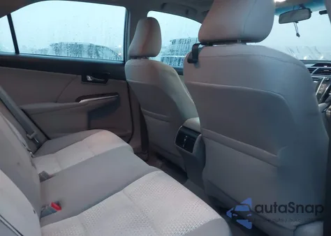 2012 Toyota Camry Xle z USA, uszkodzony, nr VIN 4T4BF1FK9CR241995